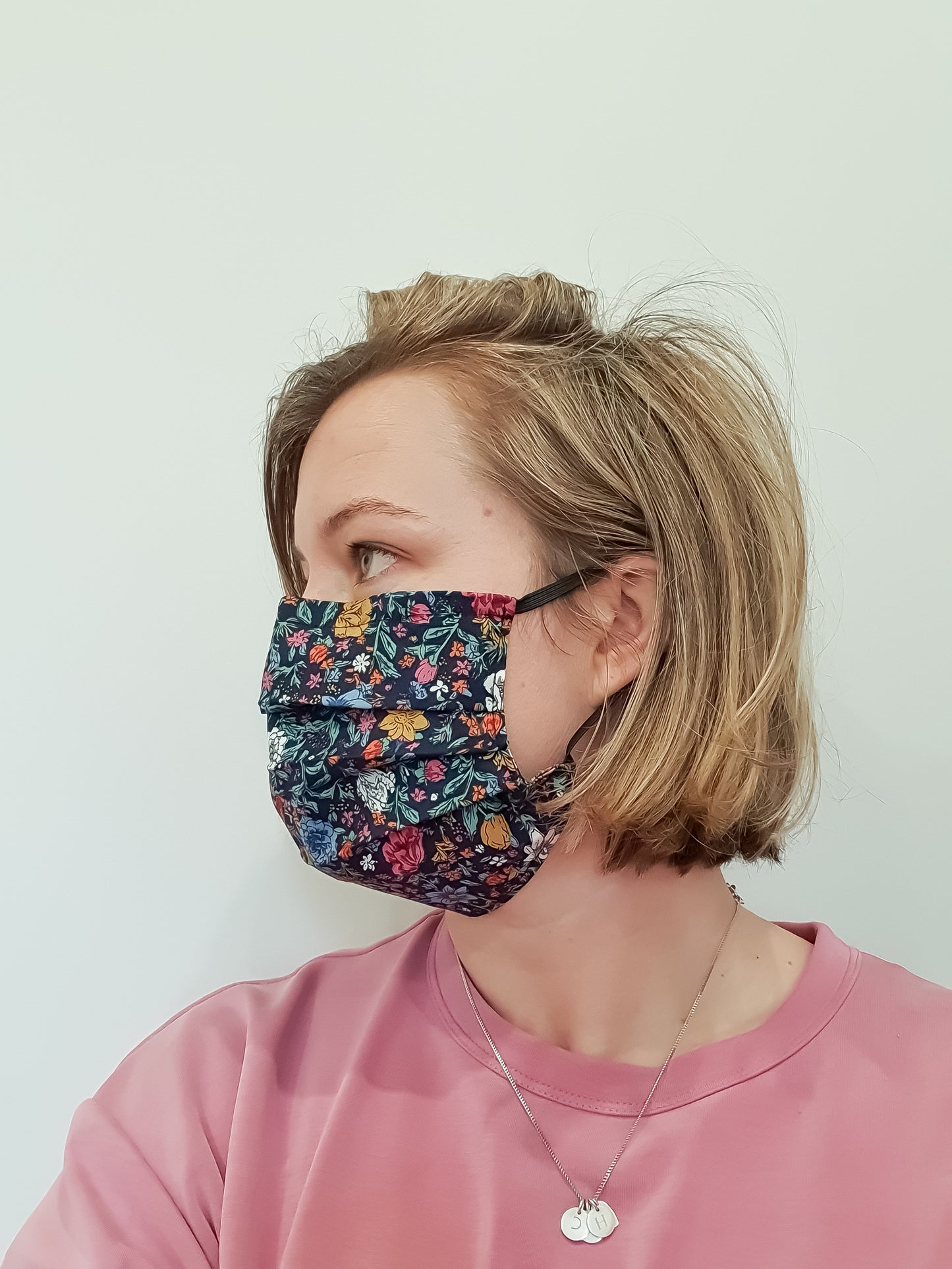 Adult Face Mask - Tiny Love Hearts (Pink)